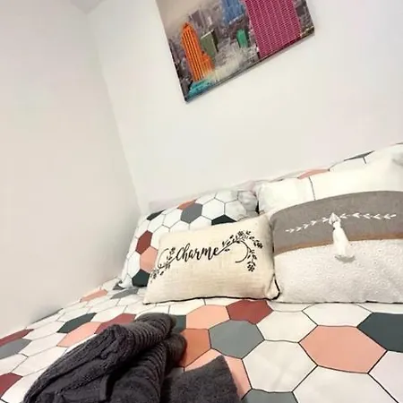 Zar 1 Apartment
